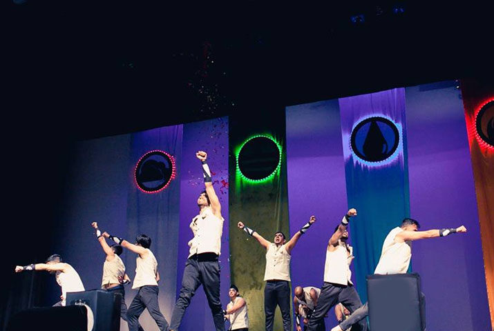 /media/k2/galleries/60990/Legends-Bollywood-03