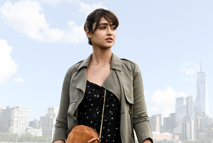 /media/k2/galleries/68623/Amar-Akbar-Anthony-02