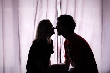 9 Ways to Romance Your Husband 9 Ways to Romance Your Husband