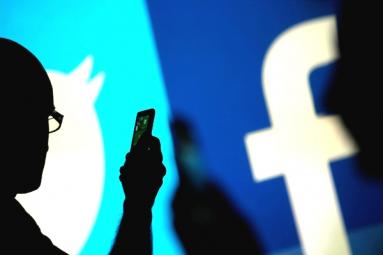 Big blow on social networks: Facebook-Twitter collaboration Big blow on social networks: Facebook-Twitter collaboration