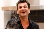 Michelin-Star Chef Vikas Khanna, chef vikas khanna, michelin star chef vikas khanna named brand ambassador of indo american arts council, Neena g