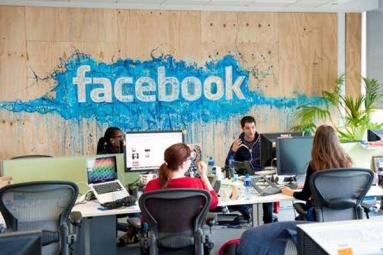 Facebook Grooms 7,500 Content Reviewers over Offensive Posts Facebook Grooms 7,500 Content Reviewers over Offensive Posts