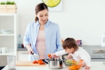 Lactating moms, Nutrient-packed foods for moms, three nutrient packed foods to re energise lactating moms, Daily routine