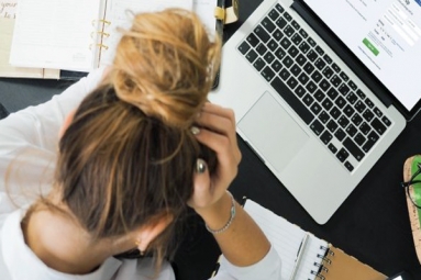 People Believe Personal Attacks on Social Media Less Harmful: Study People Believe Personal Attacks on Social Media Less Harmful: Study