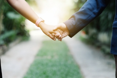 Promise Day 2019: Unrealistic Promises That You Need to Refrain from Making or Believing Promise Day 2019: Unrealistic Promises That You Need to Refrain from Making or Believing