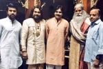 Pawan Kalyan in Sye Raa sets, Ram Charan, pawan kalyan pays visit to sets of sye raa, Bollywood megastar