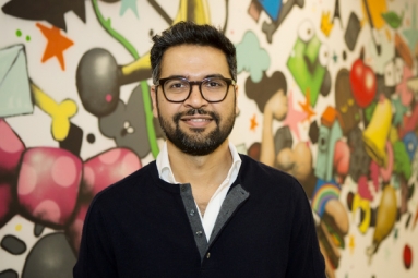 WhatsApp's Indian-Origin Chief Business Officer Neeraj Arora Quits WhatsApp's Indian-Origin Chief Business Officer Neeraj Arora Quits