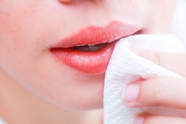 Home remedies to cure dark lips! Home remedies to cure dark lips!