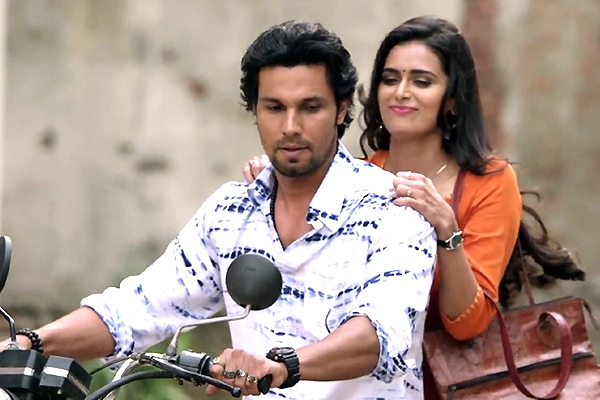 Laal Rang Movie Review