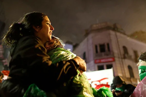 Argentina Senate Rejects Bill to Legalize Abortion