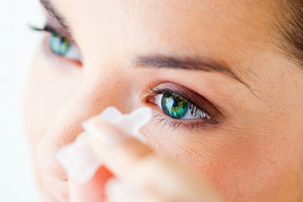Common eyes problems and solutions},{Common eyes problems and solutions